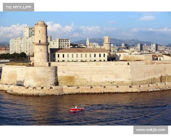 马赛及周边城市文化历史探访与地中海风情旅游指南 马赛及周边城市文化历史探访与地中海风情旅游指南